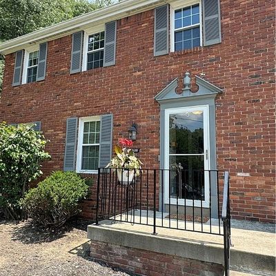 9120 Collington Sq, Allison Park, PA 15101