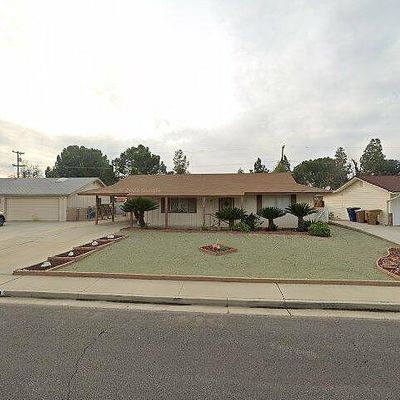 913 Cherry Hills Dr, Bakersfield, CA 93309