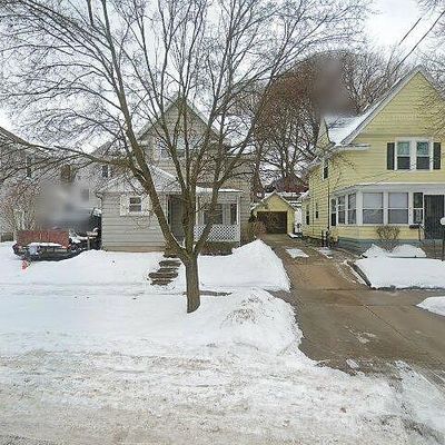 914 Sherman St Se, Grand Rapids, MI 49506