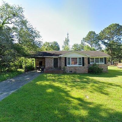 914 Wateree Blvd, Camden, SC 29020