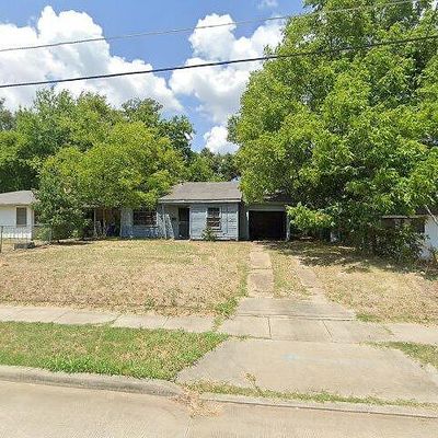 916 Lewis Pl, Shreveport, LA 71103