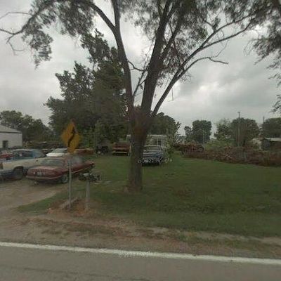 916 N 885 St, Shobonier, IL 62885