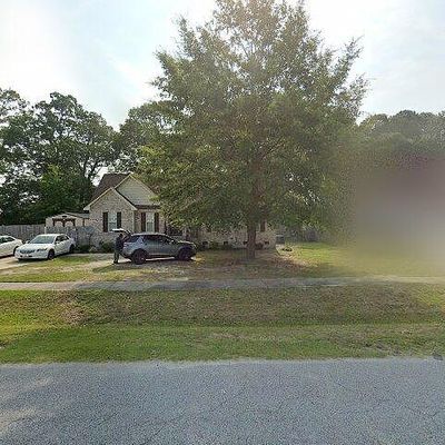 916 Old Village Rd, Greenville, NC 27834