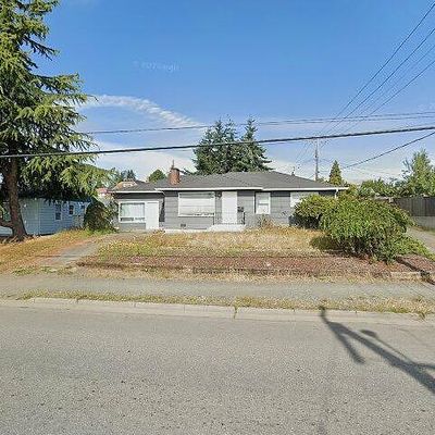 916 S C St, Port Angeles, WA 98363