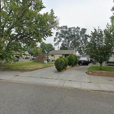 916 Smith Ave, Richland, WA 99352