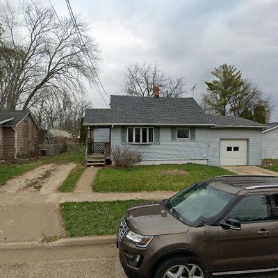 916 W Fulton St, Edgerton, WI 53534