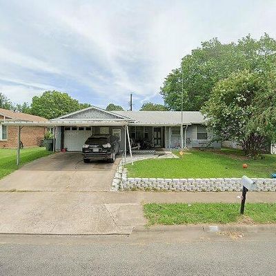 917 E Centennial St, Sherman, TX 75090