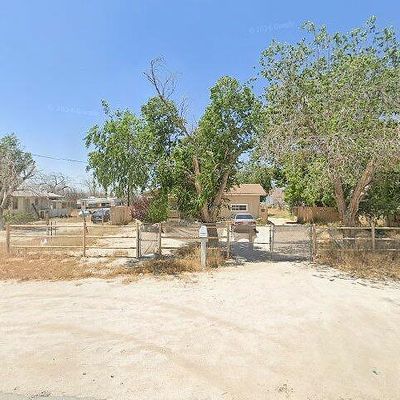 9175 Kemper Rd, Mojave, CA 93501