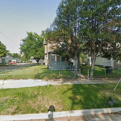 919 4 Th St, Three Rivers, MI 49093