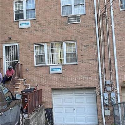 919 Mace Ave, Bronx, NY 10469