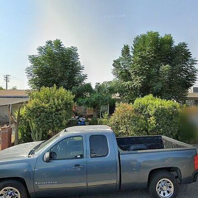 919 W Buena Vista Ave, Visalia, CA 93291