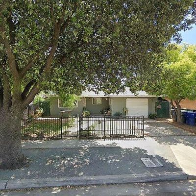 919 W Eden Ave, Fresno, CA 93706