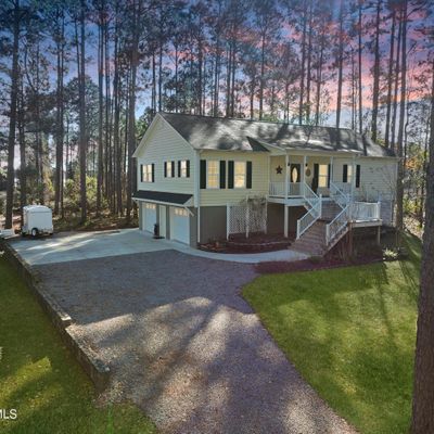 920 Bee Tree Ct, New Bern, NC 28560