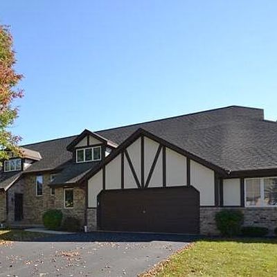 920 Oakwood Lane, Brookfield, WI 53045