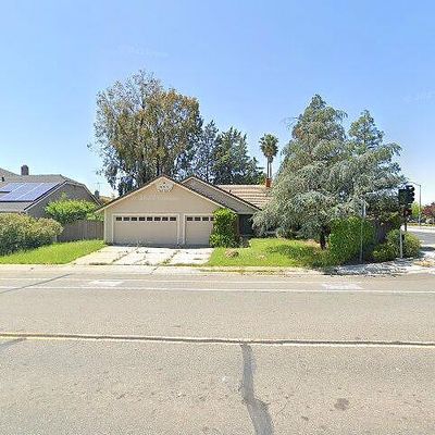 9200 Emerald Crest Dr, Elk Grove, CA 95624