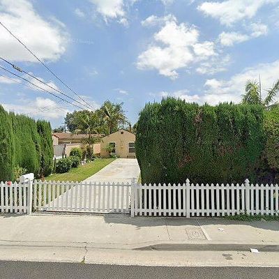 8808 Paseo St, Paramount, CA 90723