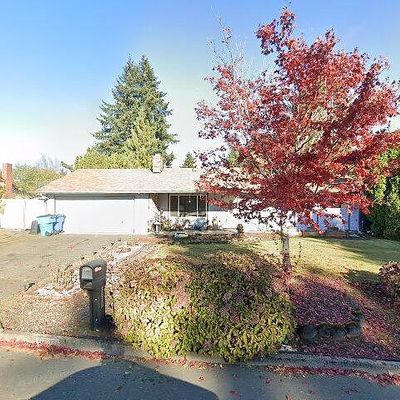 8816 Ne 57 Th St, Vancouver, WA 98662