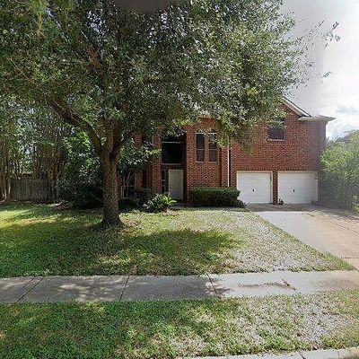 8819 Diamond Lake Ln, Houston, TX 77083