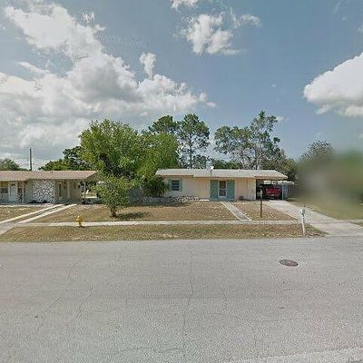 882 Merrimac St, Deltona, FL 32725