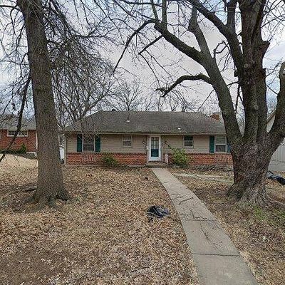 8827 Evanston Way, Kansas City, MO 64138