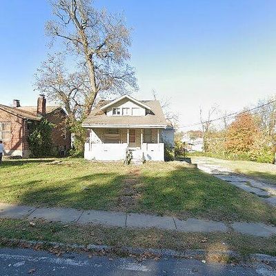 8827 Windom Ave, Saint Louis, MO 63114