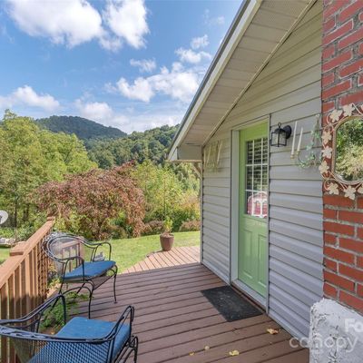 883 Price Town Rd, Clyde, NC 28721