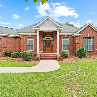 8840 Celeste Rd, Saraland, AL 36571