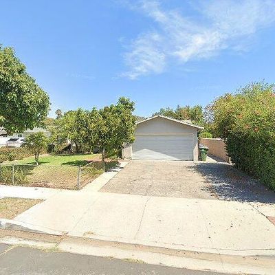 8840 Valjean Ave, North Hills, CA 91343