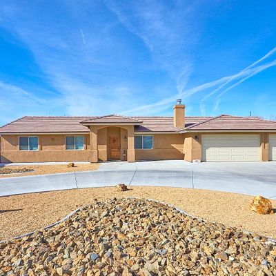 8852 Tangerine Ave, Hesperia, CA 92345