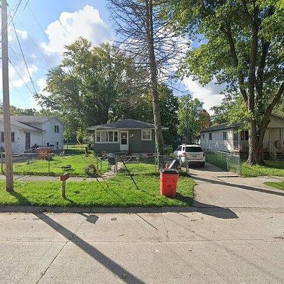 886 Waukonda Ave, Benton Harbor, MI 49022