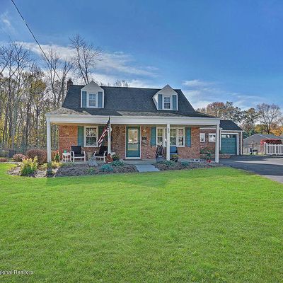 89 Alameda Ct, Shrewsbury, NJ 07702