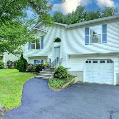 89 Branca Court #89, Milford, CT 06461