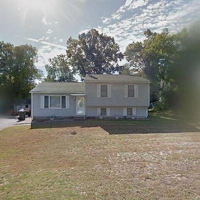 89 Teakwood Rd, Springfield, MA 01128