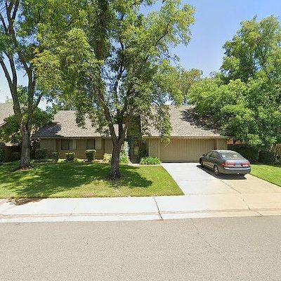 8931 Quail Hill Way, Fair Oaks, CA 95628