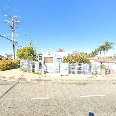 894 W Summerland Ave, San Pedro, CA 90731