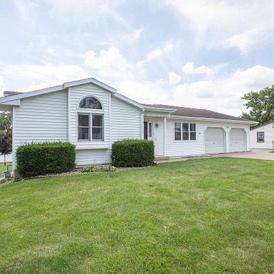 895 Grant St, Platteville, WI 53818