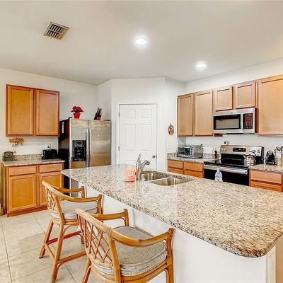 8989 Mondial Ct, Venice, FL 34293