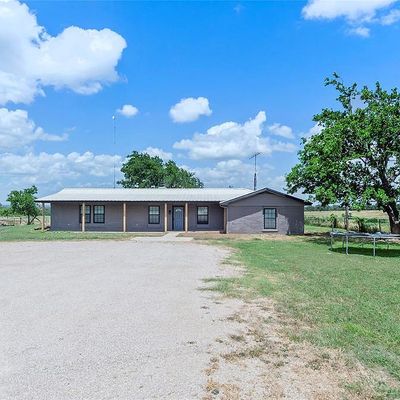 899 Huddleston Rd, Sunset, TX 76270