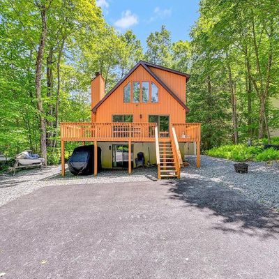 9 Applegate Road, Lake Ariel, PA 18436