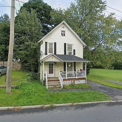 9 Brook St, Geneva, NY 14456