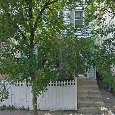 9 Cross St, Somerville, MA 02145