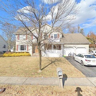 9 Engleberg Ter, Lakewood, NJ 08701