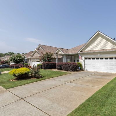 9 Hillside Dr, Newnan, GA 30265