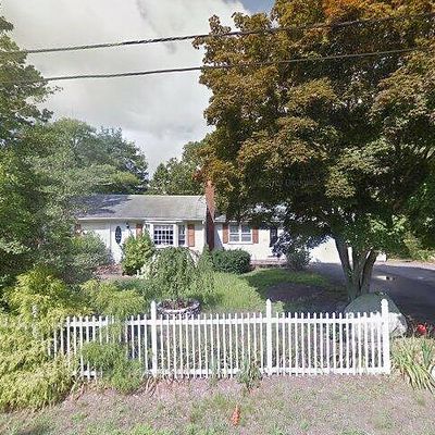 9 Phyllis Dr, South Yarmouth, MA 02664