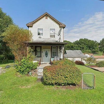 9 Short St, Elrama, PA 15038