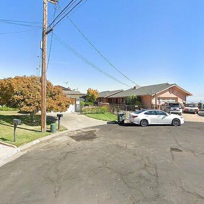 9 Spring Ln, Belmont, CA 94002