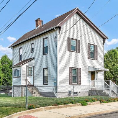 9 Yale St, New Britain, CT 06051