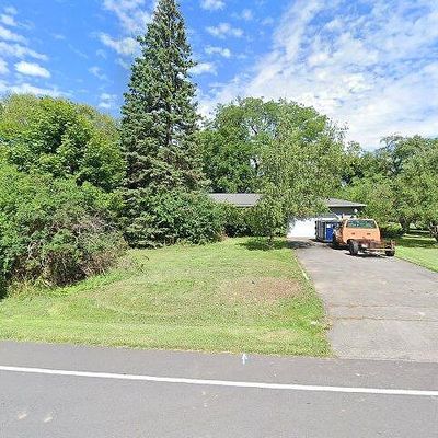 90 Dikeman Rd, Pittsford, NY 14534