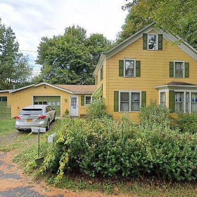 90 Lyons Ln, Milton, NY 12547