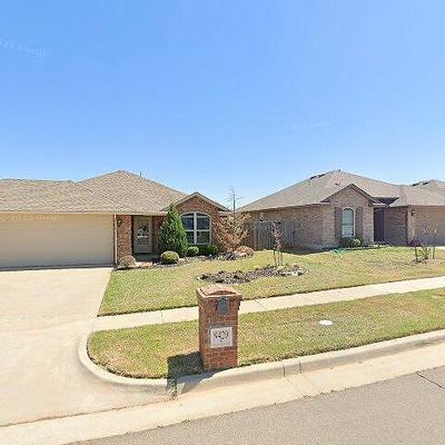 9416 Ashford Dr, Yukon, OK 73099